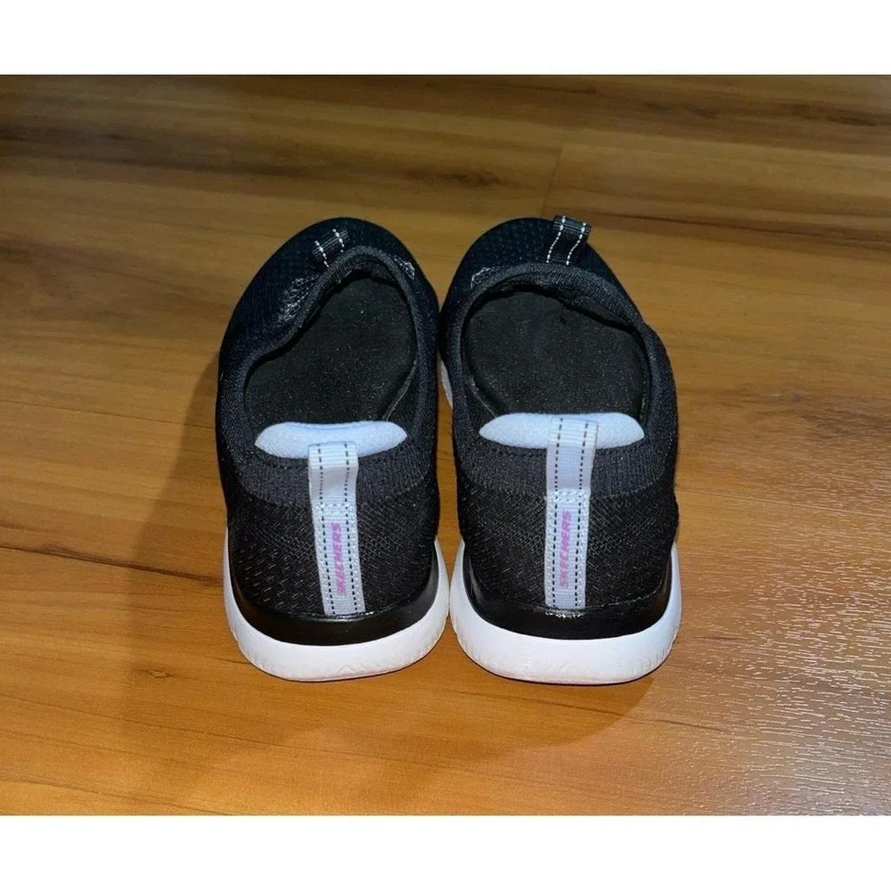 Skechers size gently
